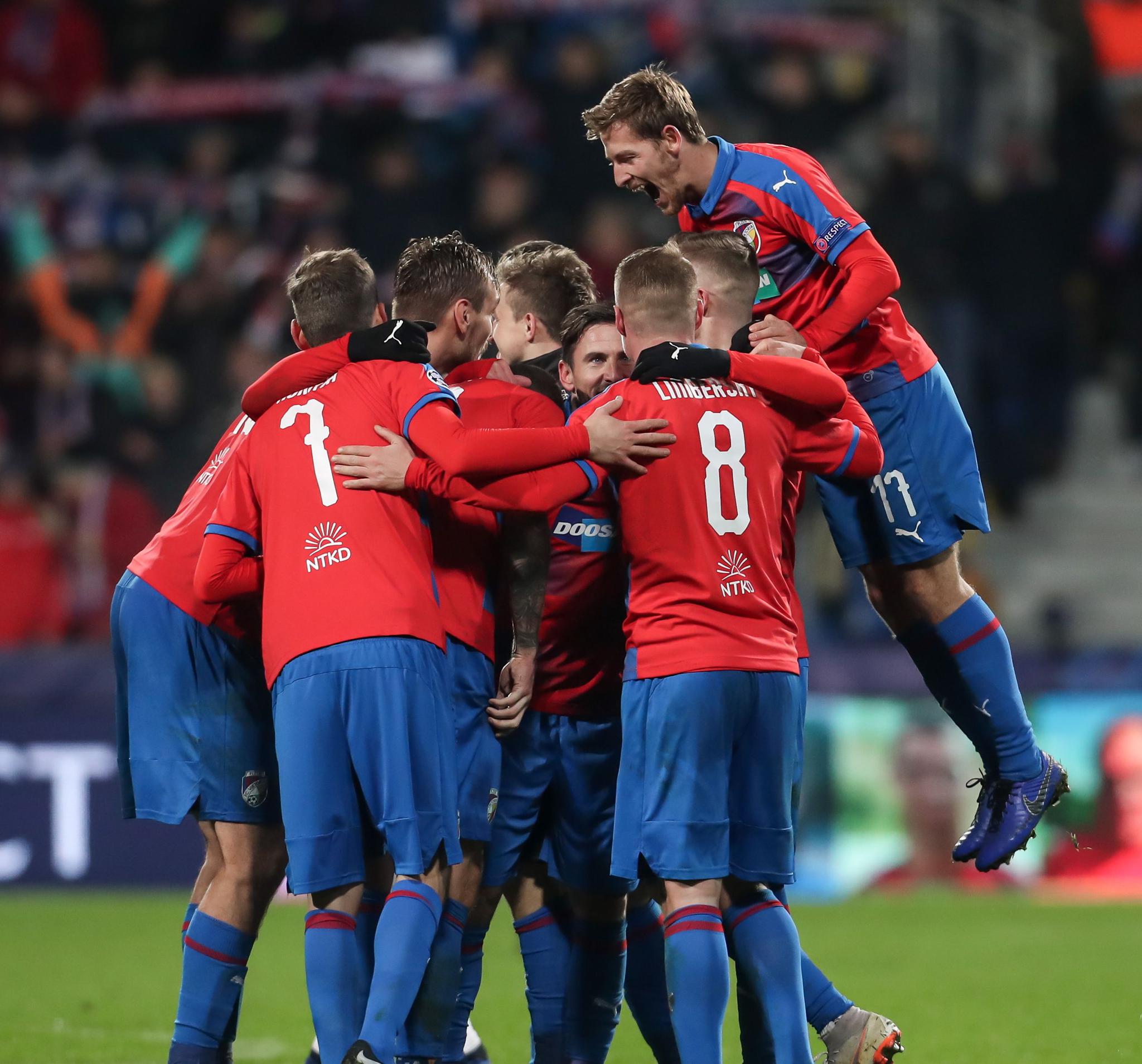 捷克国家队取得胜利，实现卫冕之路晋级