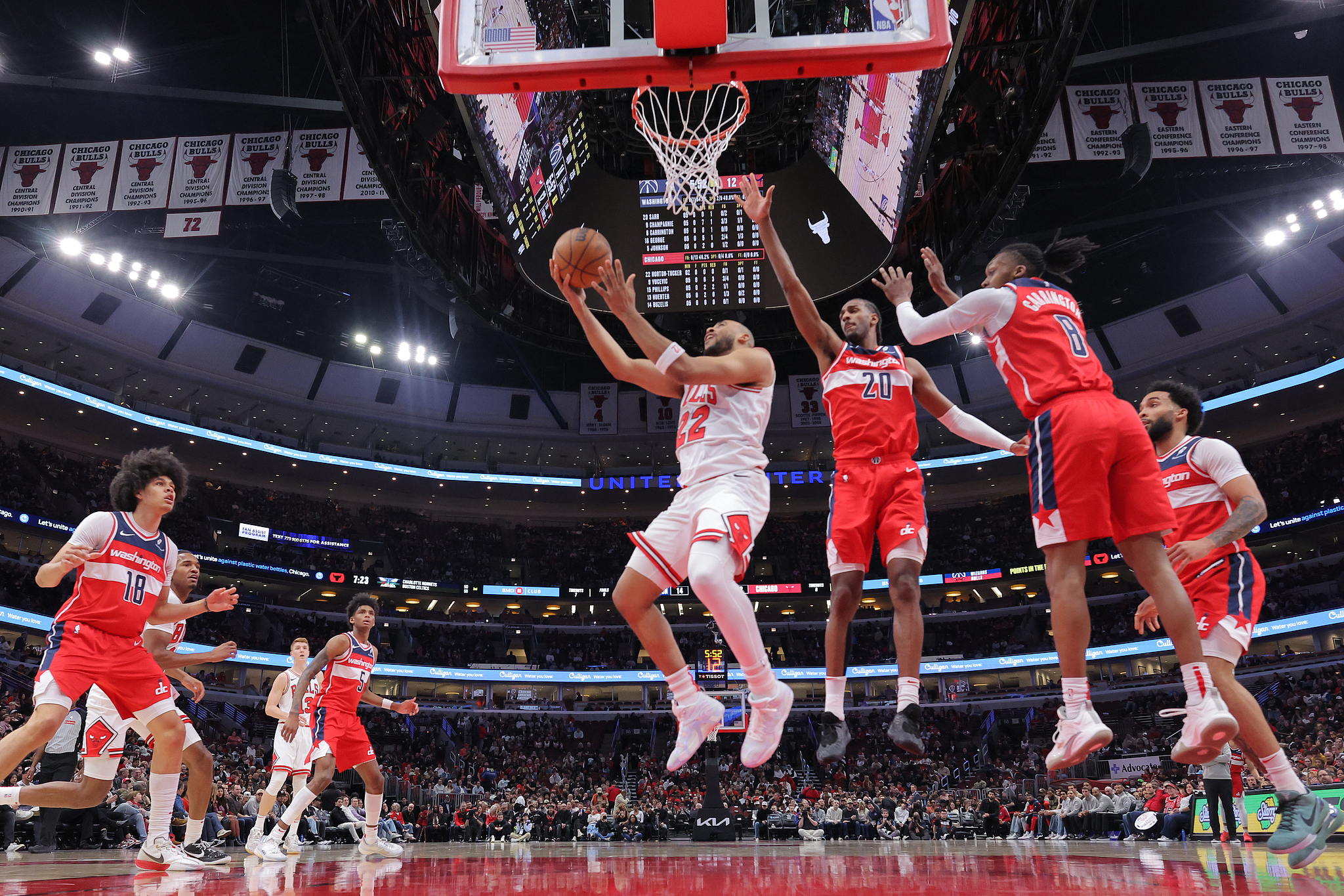 开云体育官方网站-凯尔特人B队碾压黄蜂，恩比德绝境逆转