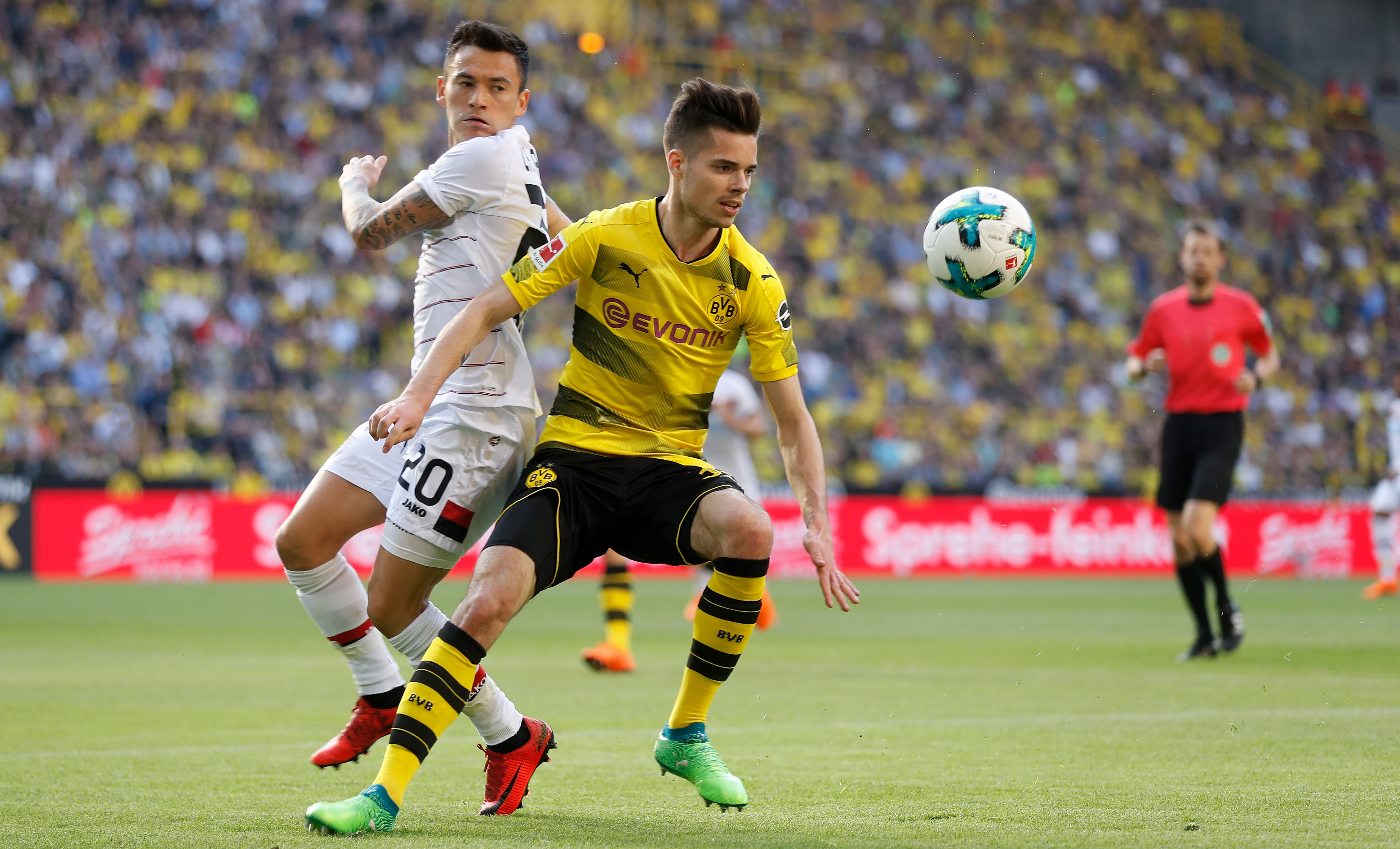 开云体育APP下载-多特蒙德球员上演法甲首秀，期待表现