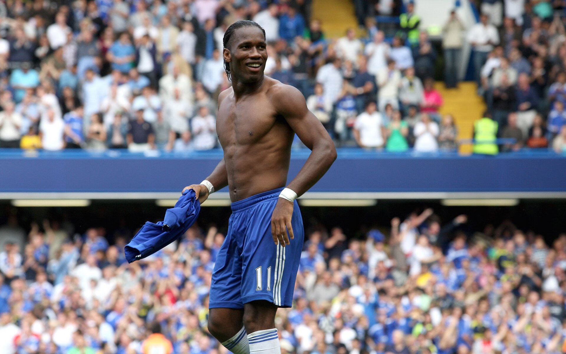 当姆巴佩撞上新西兰,足球世界的平行宇宙与唯一性瞬间